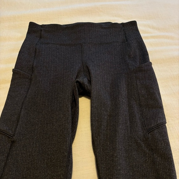 Lululemon Speed Up Tight *28” SIZE 6 - Picture 9 of 16